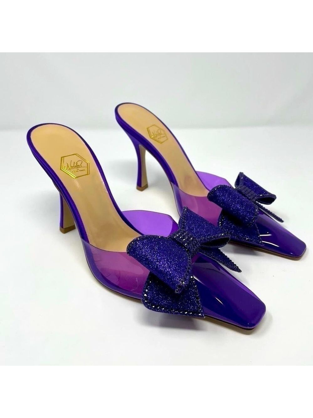 NIB Nalebe By Amina Means Reflections Dimante PVC Glitter Bow Mule Heels Pumps